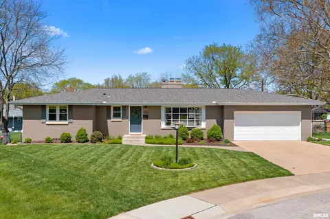 418 Wilshire Ct, Washington, IL 61571
