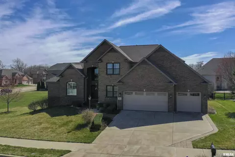 11305 N Stone Creek Dr, Dunlap, IL 61525