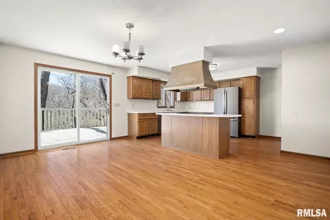 114 Apple Dr, Metamora, IL 61548 photo 6