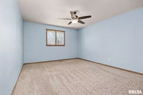 114 Apple Dr, Metamora, IL 61548 photo 18