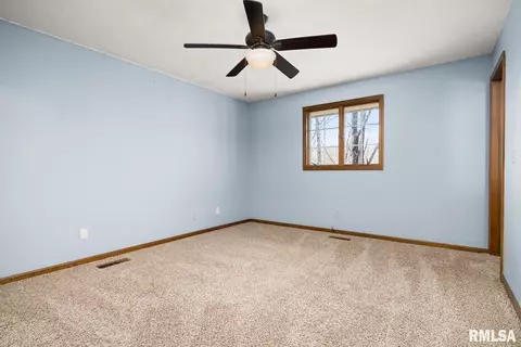 114 Apple Dr, Metamora, IL 61548 photo 14