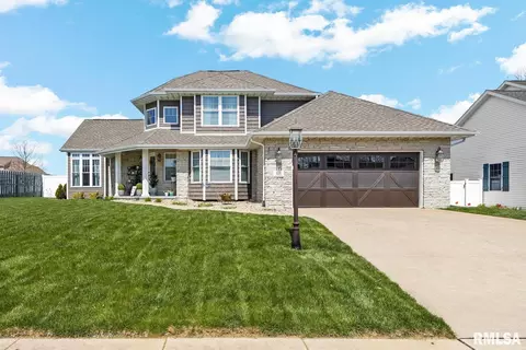 426 Gillman Ave, Washington, IL 61571