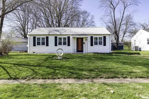 305 Lincoln Rd, Marquette Heights, IL 61554