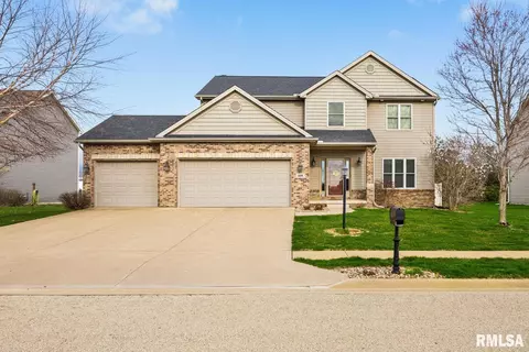 206 N Rhode Island Ave, Morton, IL 61550