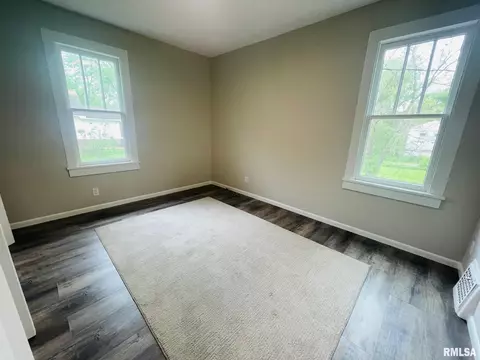 802 S Mcarthur St, Macomb, IL 61455 photo 7