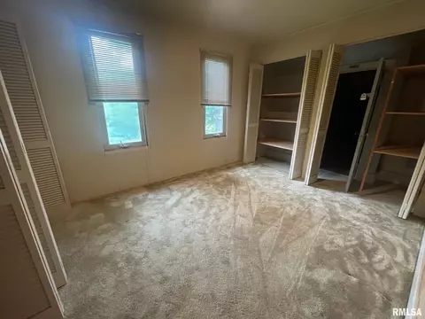 802 S Mcarthur St, Macomb, IL 61455 photo 12