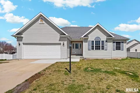 5809 W Brookmere St, Edwards, IL 61528