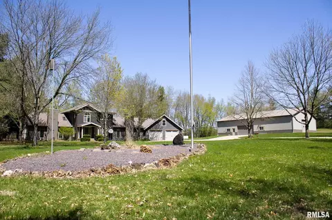 1980 Deer Meadows Rd, Secor, IL 61771