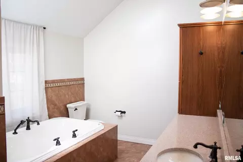 1980 Deer Meadows Rd, Secor, IL 61771 photo 46
