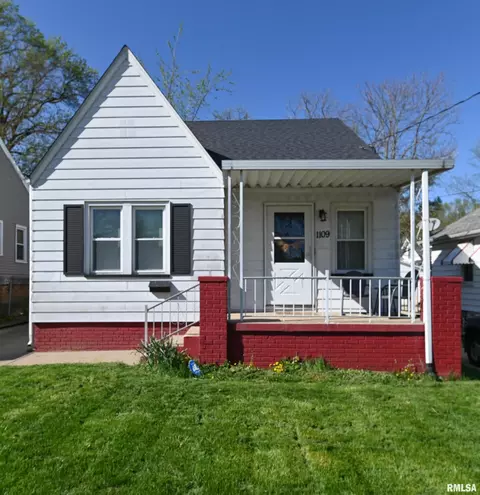 1109 W Thrush Ave, Peoria, IL 61604