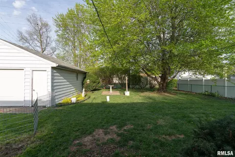 2124 Faringdon Rd, Springfield, IL 62702 photo 25