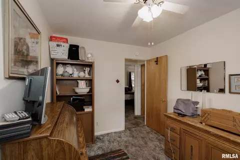 2124 Faringdon Rd, Springfield, IL 62702 photo 19