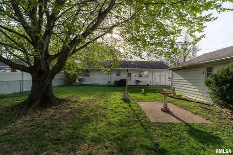 2124 Faringdon Rd, Springfield, IL 62702 photo 28