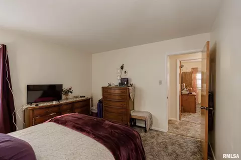 2124 Faringdon Rd, Springfield, IL 62702 photo 14