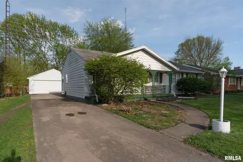 2124 Faringdon Rd, Springfield, IL 62702 photo 5