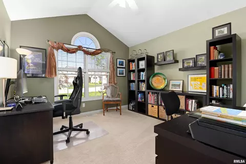 108 W Hillside Ct, Dunlap, IL 61525 photo 32