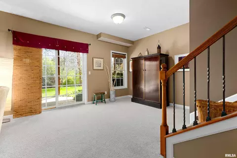 108 W Hillside Ct, Dunlap, IL 61525 photo 37