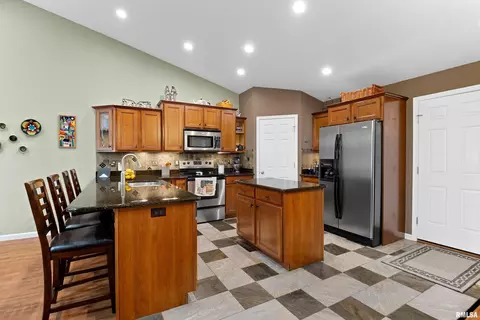 108 W Hillside Ct, Dunlap, IL 61525 photo 13