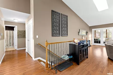 108 W Hillside Ct, Dunlap, IL 61525 photo 6