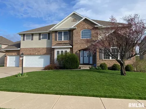 3803 W Hearthwood Dr, Dunlap, IL 61525