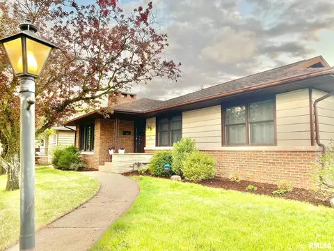 3531 N Linden Ln, Peoria, IL 61604