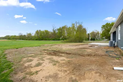 1844 White Tail Ln, Pekin, IL 61554 photo 36