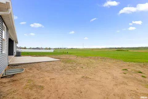 1844 White Tail Ln, Pekin, IL 61554 photo 37