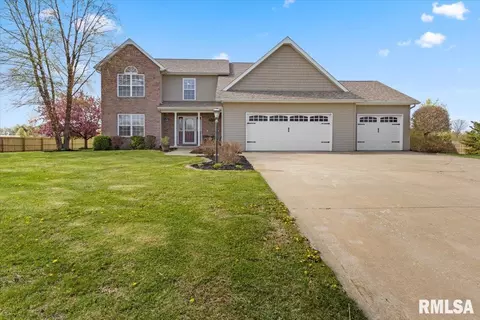 441 Macey Lake Rd, Metamora, IL 61548