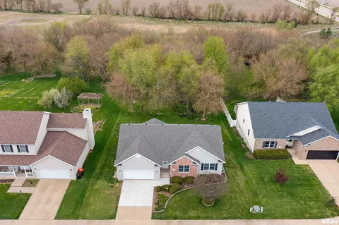 5513 W Brookmere St, Edwards, IL 61528 photo 3
