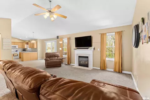 5513 W Brookmere St, Edwards, IL 61528 photo 25