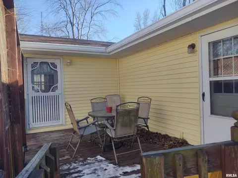 410 E Broadway St, Ipava, IL 61441 photo 24