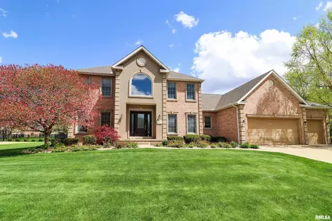 5116 N Primrose Ct, Peoria, IL 61615