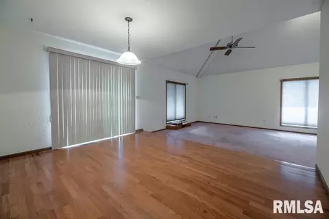 4327 S Banbury Cv, Mapleton, IL 61547 photo 17