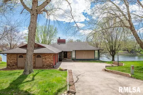 4327 S Banbury Cv, Mapleton, IL 61547 photo 2