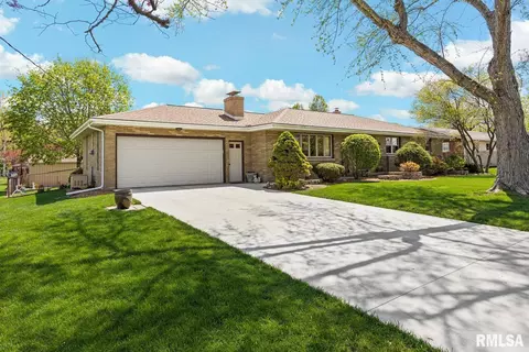 108 Patricia Ave, East Peoria, IL 61611