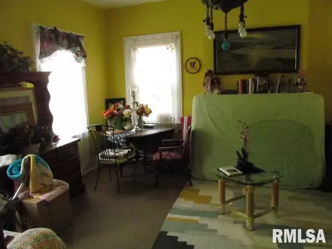 511 Main St, Henry, IL 61537 photo 8