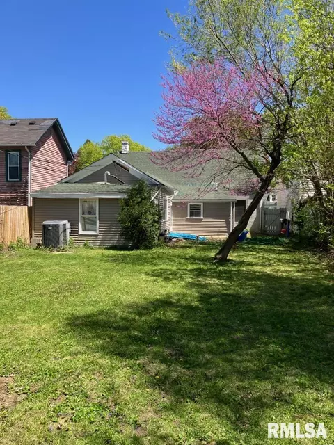 511 Main St, Henry, IL 61537 photo 20