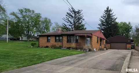 114 Sunset Ln, Germantown Hills, IL 61548