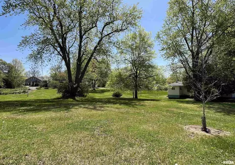 815 S Mcarthur St, Macomb, IL 61455