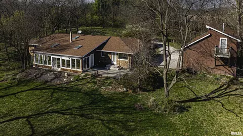 27935 Broadway Rd, Morton, IL 61550