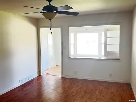1150 E Locust St, Canton, IL 61520 photo 18