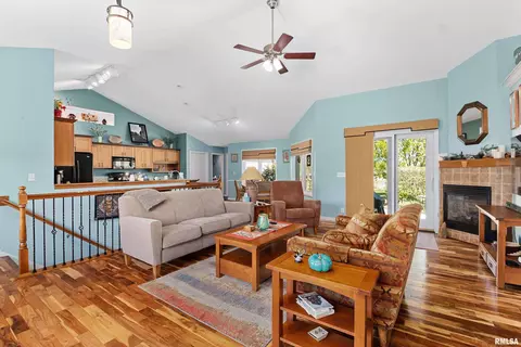 3601 Eagle Bnd, Pekin, IL 61554 photo 6
