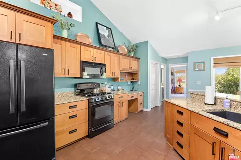 3601 Eagle Bnd, Pekin, IL 61554 photo 14