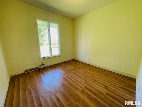 13077 E 900th St, Macomb, IL 61455 photo 8