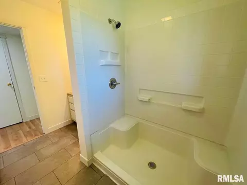 13077 E 900th St, Macomb, IL 61455 photo 10