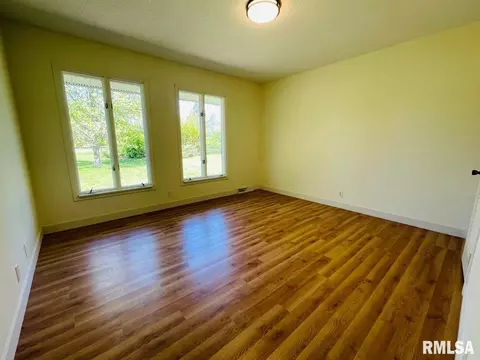 13077 E 900th St, Macomb, IL 61455 photo 6
