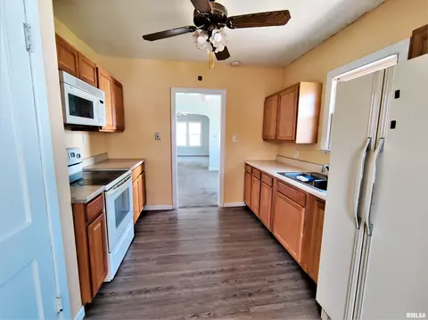 412 Pasadena Ave, Peoria, IL 61603 photo 24