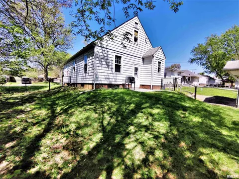 412 Pasadena Ave, Peoria, IL 61603 photo 9