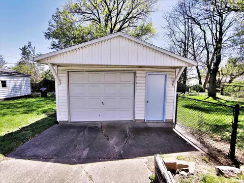 412 Pasadena Ave, Peoria, IL 61603 photo 7