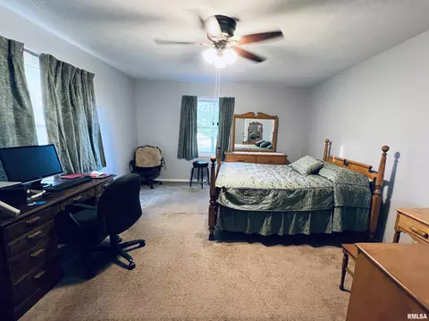 2000 Marshall Rd, Eureka, IL 61530 photo 7